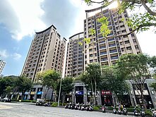  北屯公園第一排/3大房平車/中國醫BOT