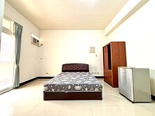 湖口工業區．置產首選採光六套房+店面透天