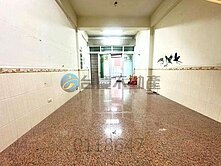 鳳山建國路輕屋齡透天店面