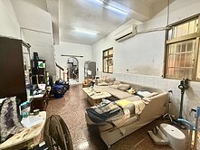 鼎中商圈邊間雙車透天