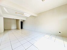 前鎮后平路美廈｜通勤便利｜機能完整｜家庭首選