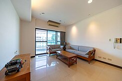  美術鼎宇雅築｜次高樓三房平車｜衛浴開窗