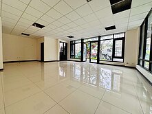 青埔國中學區三角窗大面寬黃金店面