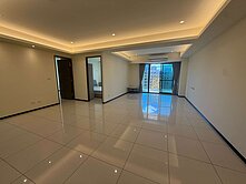 微笑台北頂樓面中庭3房加車位(鋼鐵強強)