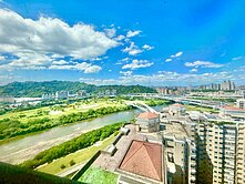 獨家專任稀有央北高樓河景裝潢四房三衛加車位