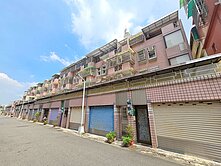 【新楠家樂福】臨路✨雙主臥車庫大透天#公園旁