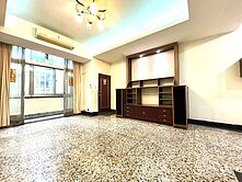 小巨蛋捷運都更宅-中信房屋台北八德店