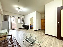 近科博館低總價稀有超大套房有陽台附車位