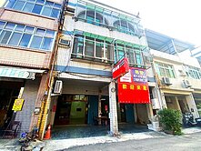 🚀 前鎮捷運仁愛段商五大地坪、前後臨路大透天店面