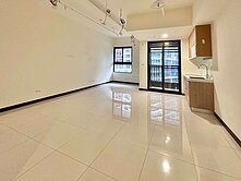 機能宅🦄W站前生活圈｜實用1+1房+車位