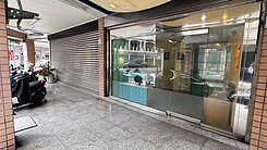 羅東轉運低總價大面寬金店面