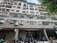 ✨大東公園/鳳山國中旁邊間採光三房✨