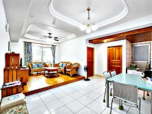 凱悅庭園高樓邊間優美山景原木溫馨舒適車位溫泉正2房