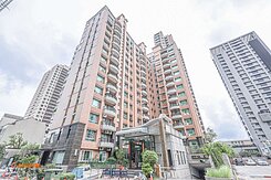 美術館|三面採光 雙衛開窗|三房平車