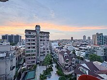 獨家專約~近Y6捷運|陽台進出+四面採光景觀車位