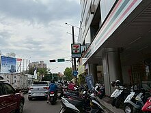 台中市南區大坪數B1商辦〔含B2四車位〕