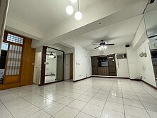 【岡山獨賣】商圈優質 電梯大樓4房+車位