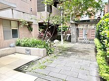 美術館草悟道審計新村得園震後宅使用80坪四房雙平車