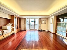 ✨獨家✨西區草悟道超大四房三衛雙平車戶