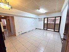 R15生態園區捷運｜森活計劃｜雙衛開窗三房+車位