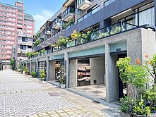 企業主最愛｜榮總醫院仁雄商圈｜大地坪面寬雙車墅