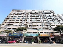 文華高中國泰逸園高樓邊間全天候管理使用35坪附平車