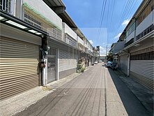 大里成功路商圈💯大面寬雙向活路透天