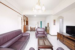 【吳虹誼】！文山特區旁 ✭ 三面採光四房平車