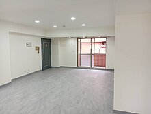 中科園區大華國中學府商圈室內33坪大空間+車位