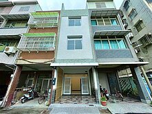 R3小港捷運漢民＆二苓雙商圈4大套房騎樓透天