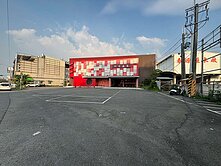 內埔鬧區臨18米路超大地坪廠房辦公室