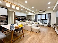 苓雅區丨三房平車丨步行捷運站7分鐘丨誠售