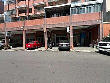 夢時代旁捷運輕軌共構正四樓邊間大透天