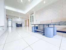 前鎮地標美的皇家公園景觀四房平移車位