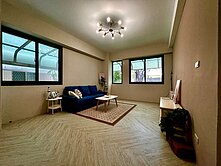 瑞隆籬仔內輕軌商圈│公園旁稀有一樓美四房