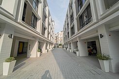 近澄清湖鳥松仁雄商圈新屋精緻車墅