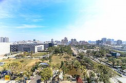 下樓就是科⼯館!⾼樓四⾯採光無遮蔽 景觀4房平⾞