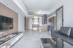 鼎山家樂福商圈 光之艷｜邊間｜景觀三房