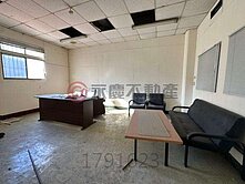 平鎮㊣金陵路北勢國小旁稀有大地坪廠房