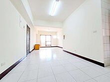 左營R15生態園區捷運。長谷蓮清大三房