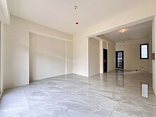 全新|中國醫🅰️臨路邊間6房|雙車電梯別墅