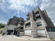 👑近中央大學 《電梯》別墅