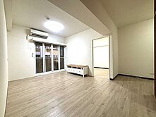 ★栓★降價免千萬★西屯逢甲白金漢宮震後電梯2+1房