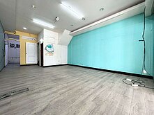 專簽-西門路新光三越鄰30米正路面金店住