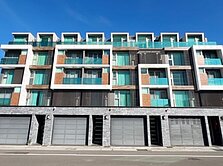 大降700萬近新光國小7年屋大地坪雙車電墅