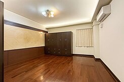 低總價上車囉!北屯捷運電梯大四房平車