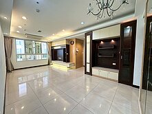 凡爾賽花園高樓層採光通風漂亮三房車