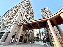中正北路台北BINGO大樓/邊間面中庭有車位