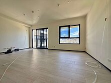 南屯正五權西路門牌、豐邑全新交屋3房改2房無敵視野