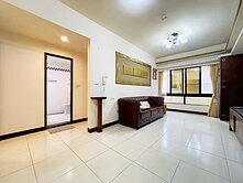 鼓山區｜輕軌捷運宅｜低總價2房